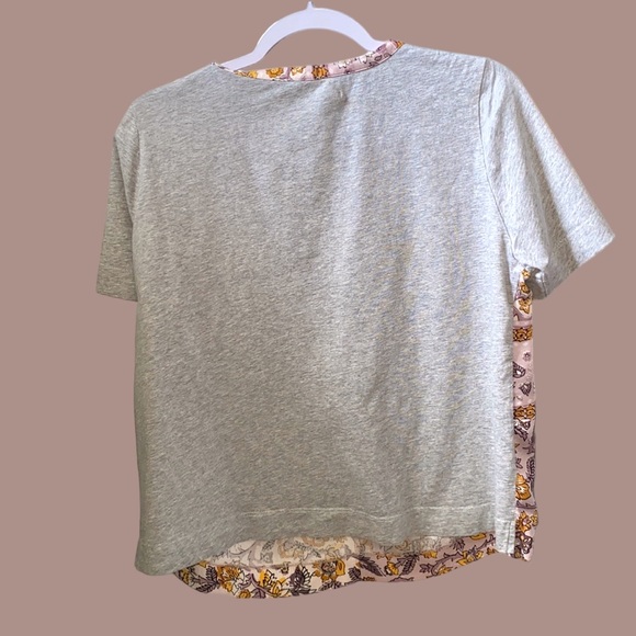 ANTHROPOLOGIE Gray/Purple Mixed Media Floral Top by Tiny, Size M. - Picture 7 of 14
